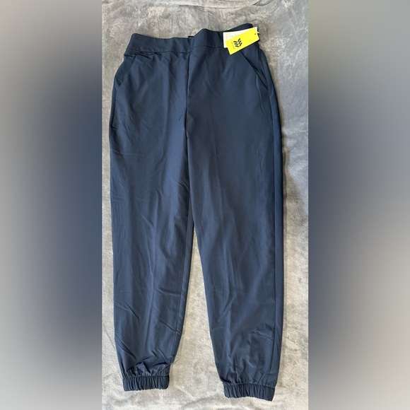 All In Motion Lined Woven Jogger - Picture 2 of 8